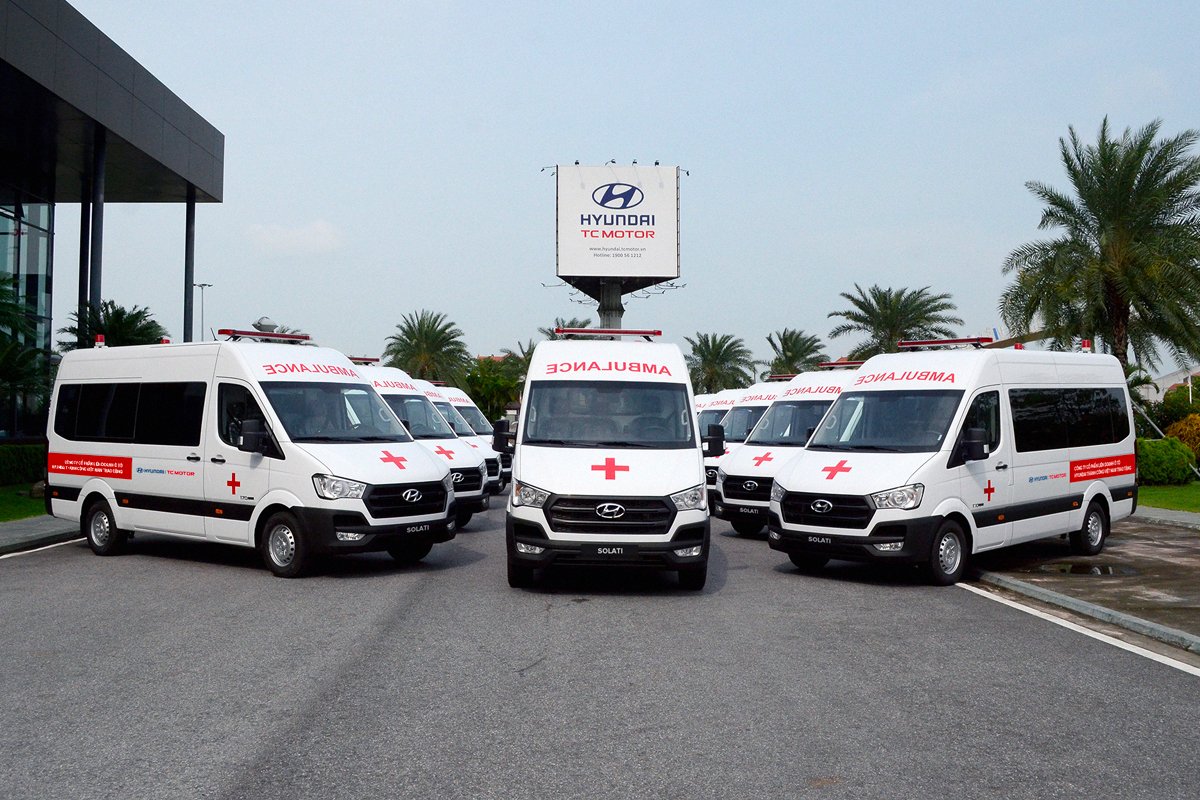 Cận cảnh dàn xe cứu thương Hyundai Thành Công tặng các bệnh viện tuyến đầu chống dịch Covid-19